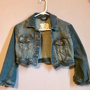 Cropped jean jacket
